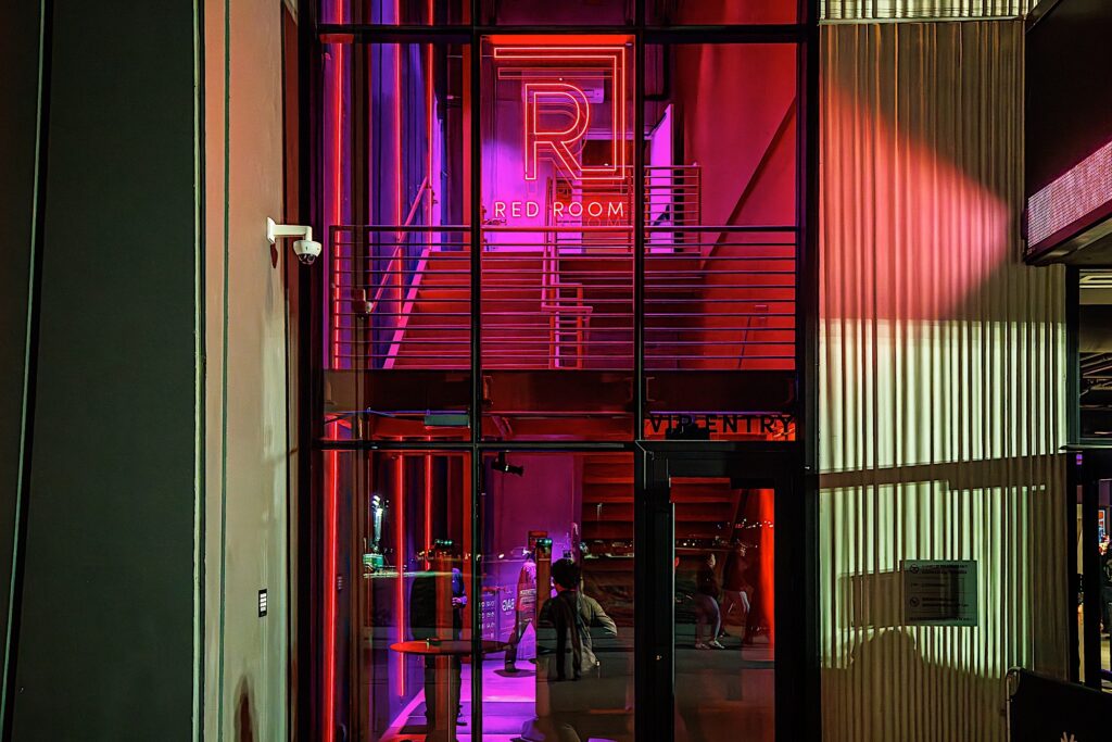 RedRoom2.JPG-small